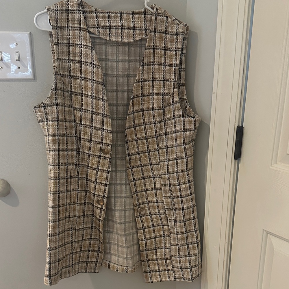 Plaid Sleeveless Vest